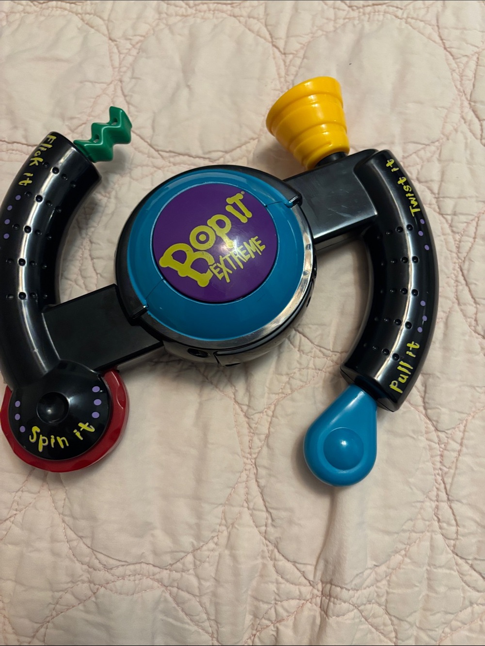 Vintage Bop It Extreme Handheld Game Toy 1998